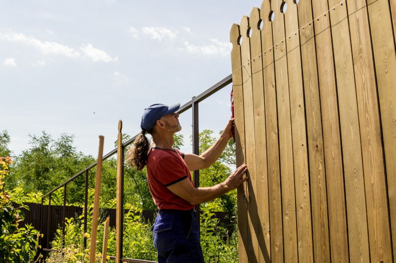 Fence & Deck Maintenance